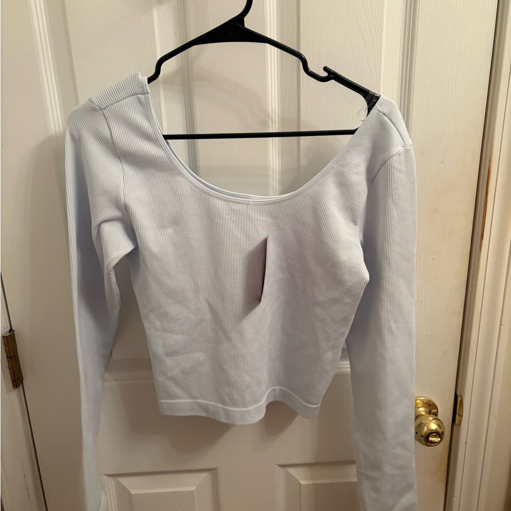 Target crop long sleeve